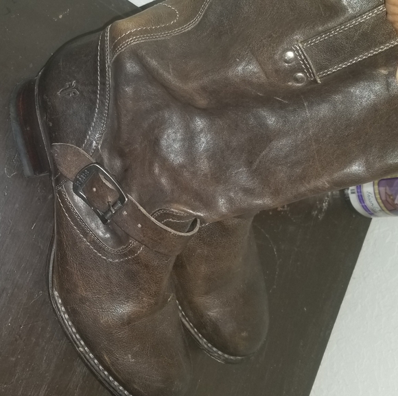 Boots - Picture 1 of 3